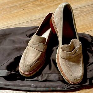 Bernardo penny loafer